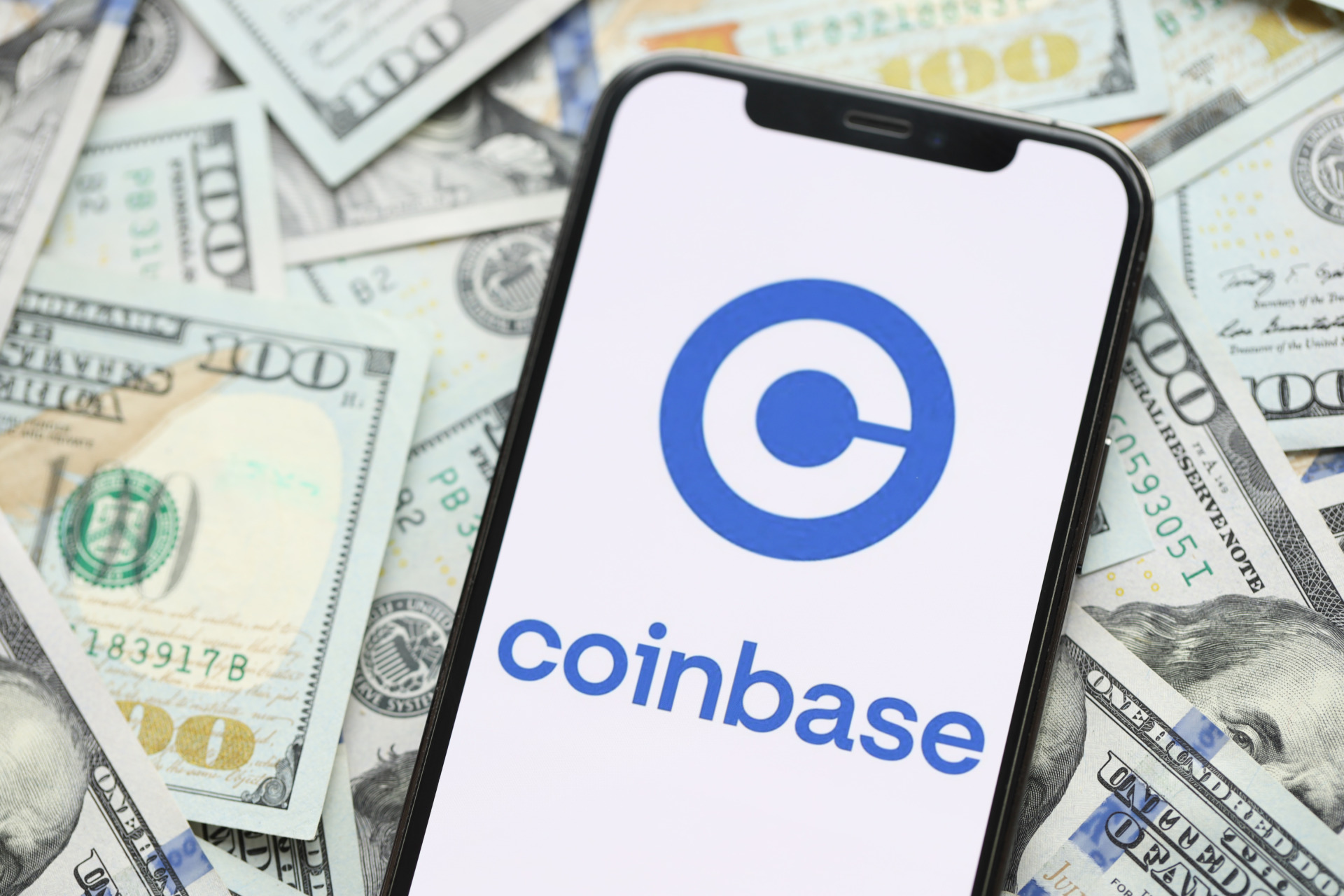 Coinbase Posts US $1.45 Billion in Revenue as Crypto.com Outshines in  Trading Volume