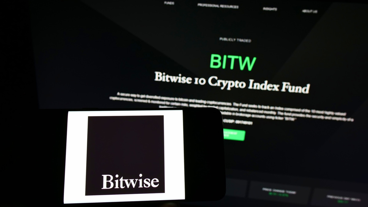 Bitwise Seeks Approval for Stablecoin & Tokenisation ETF Bridging Stocks  and Crypto