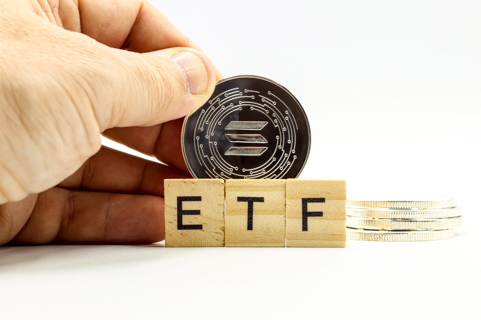 Bitwise Solana ETF Extends Record-Breaking Debut with US$72M in Second-Day  Trading