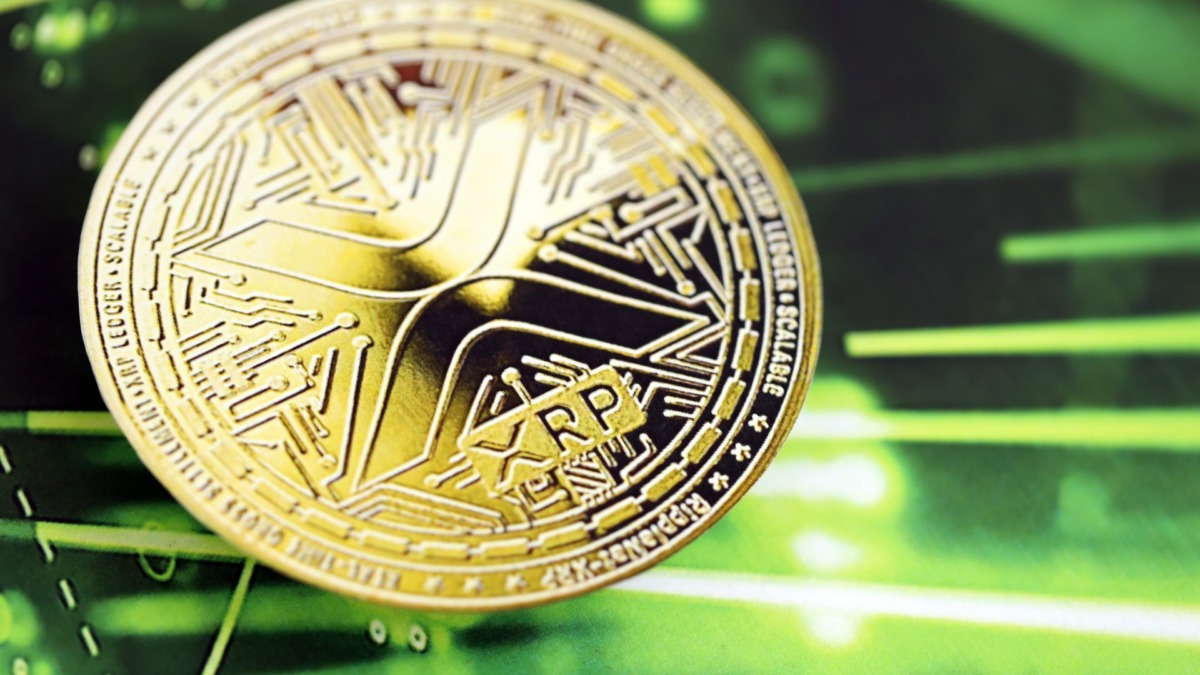 XRP ETFs Post 11th Straight Day of Inflows as Price Hovers Above $2