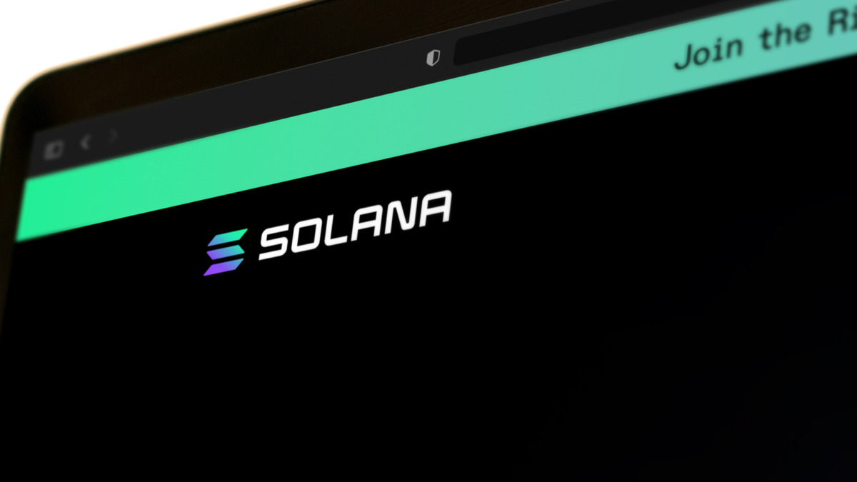 Solana Shrugs Off Massive DDoS Attack as Network Performance Holds Steady