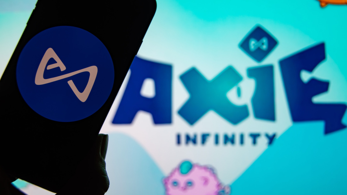 Axie Infinity Unveils bAXS Airdrop to Reward Stakers and Boost In-Game Economy