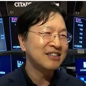 K Wave Media Abandons Bitcoin Strategy for AI Pivot, Shares Tumble